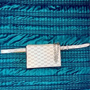 Michael Kors Authentic Belt Purse Size XL~Extremely Clean - Slightly Worn clasp